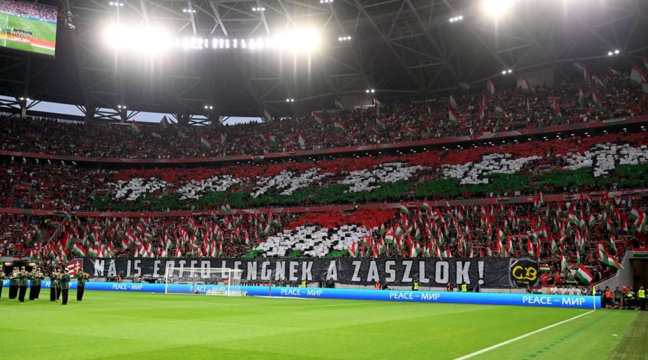 Ungurii au făcut ce au vrut! Ce au afișat, după ce UEFA i-a amenințat cu sancțiuni_16