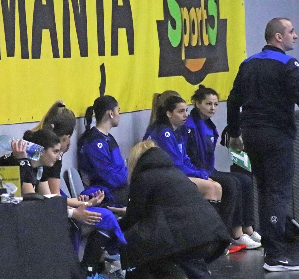 Una dintre marile portărițe de handbal ale României a fost cooptată în cadrul CSM București!_4