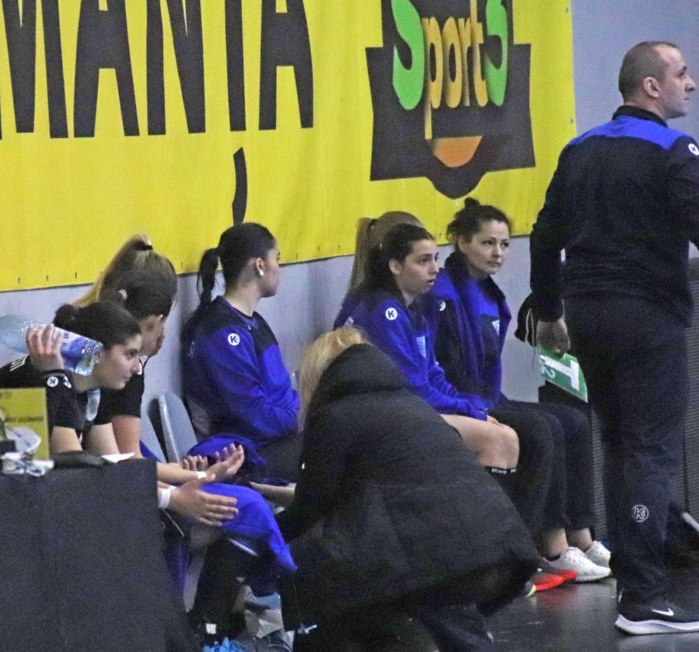Una dintre marile portărițe de handbal ale României a fost cooptată în cadrul CSM București!_4
