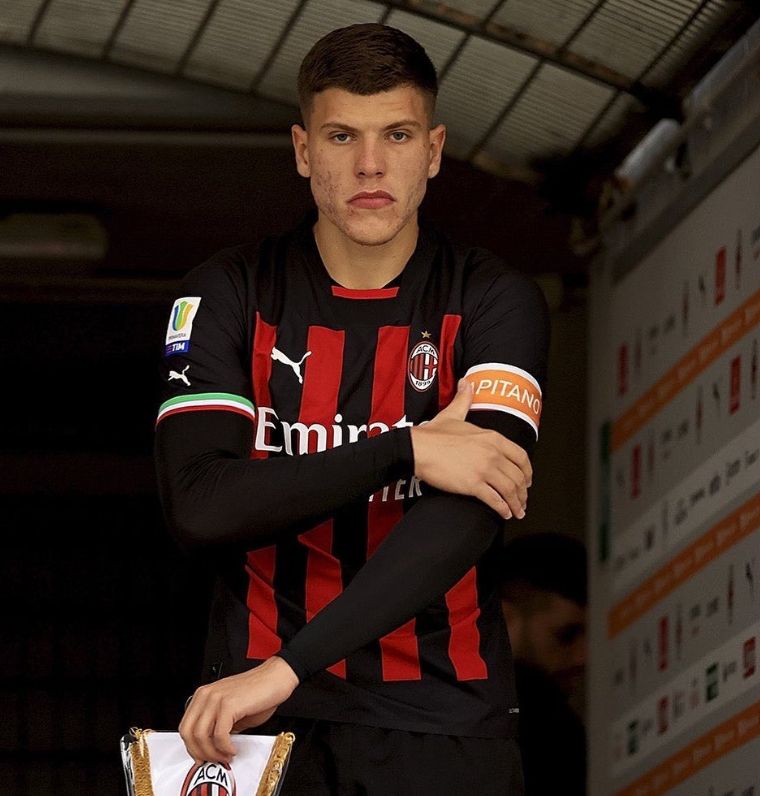 Adevărul despre Andrei Coubiș a ieșit la iveală! Ce scriu italienii despre fundașul român al lui AC Milan care a ales ”Squadra Azzurra”_1