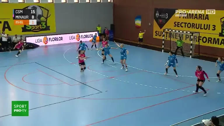 Liga Florilor: CSM București - Minaur Baia Mare! Avantaj mare pentru „tigroaice” la pauză