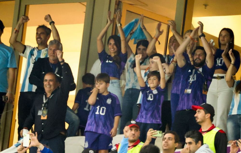 S-a dus 'blestemul'! Detaliul sesizat de toți la soția lui Messi după amicalul Argentinei: n-a mai făcut asta de la înfrângerea de la Mondial _12