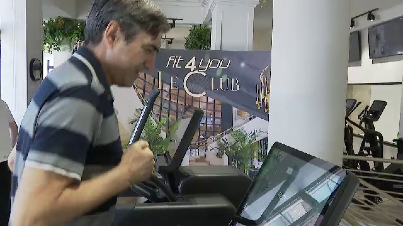 Vârsta chiar e doar un număr în cazul lui! Imagini de senzație cu Victor Pițurcă în sală! Cum se antrenează la 66 de ani fostul selecționer _3