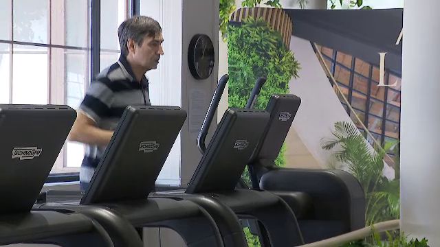 Vârsta chiar e doar un număr în cazul lui! Imagini de senzație cu Victor Pițurcă în sală! Cum se antrenează la 66 de ani fostul selecționer _8