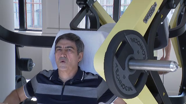 Vârsta chiar e doar un număr în cazul lui! Imagini de senzație cu Victor Pițurcă în sală! Cum se antrenează la 66 de ani fostul selecționer _12