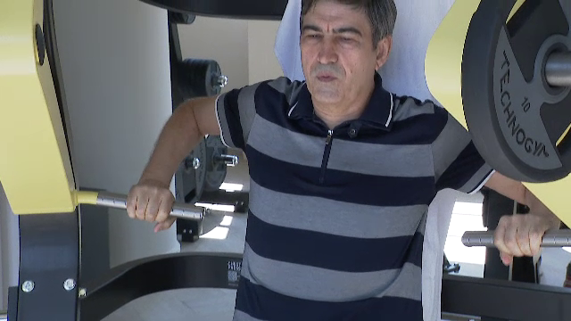 Vârsta chiar e doar un număr în cazul lui! Imagini de senzație cu Victor Pițurcă în sală! Cum se antrenează la 66 de ani fostul selecționer _13