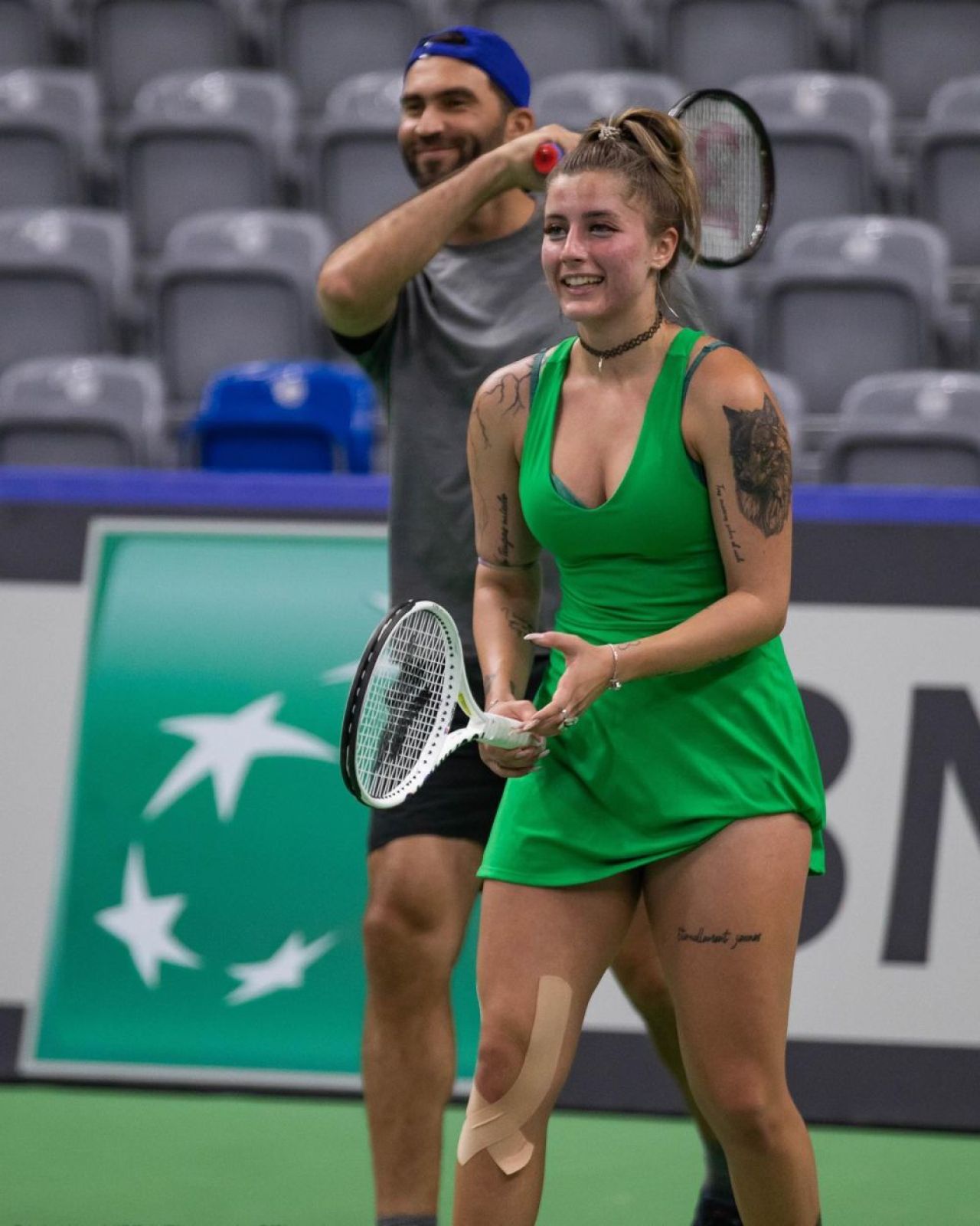 Înfruntarea fetelor sexi din tenisul românesc. Semifinală de foc_12