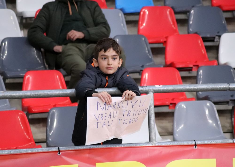 Aproape 80% dintre spectatorii prezenți la meciul cu Rom&acirc;nia U21 - Portugalia U21 au fost copii!