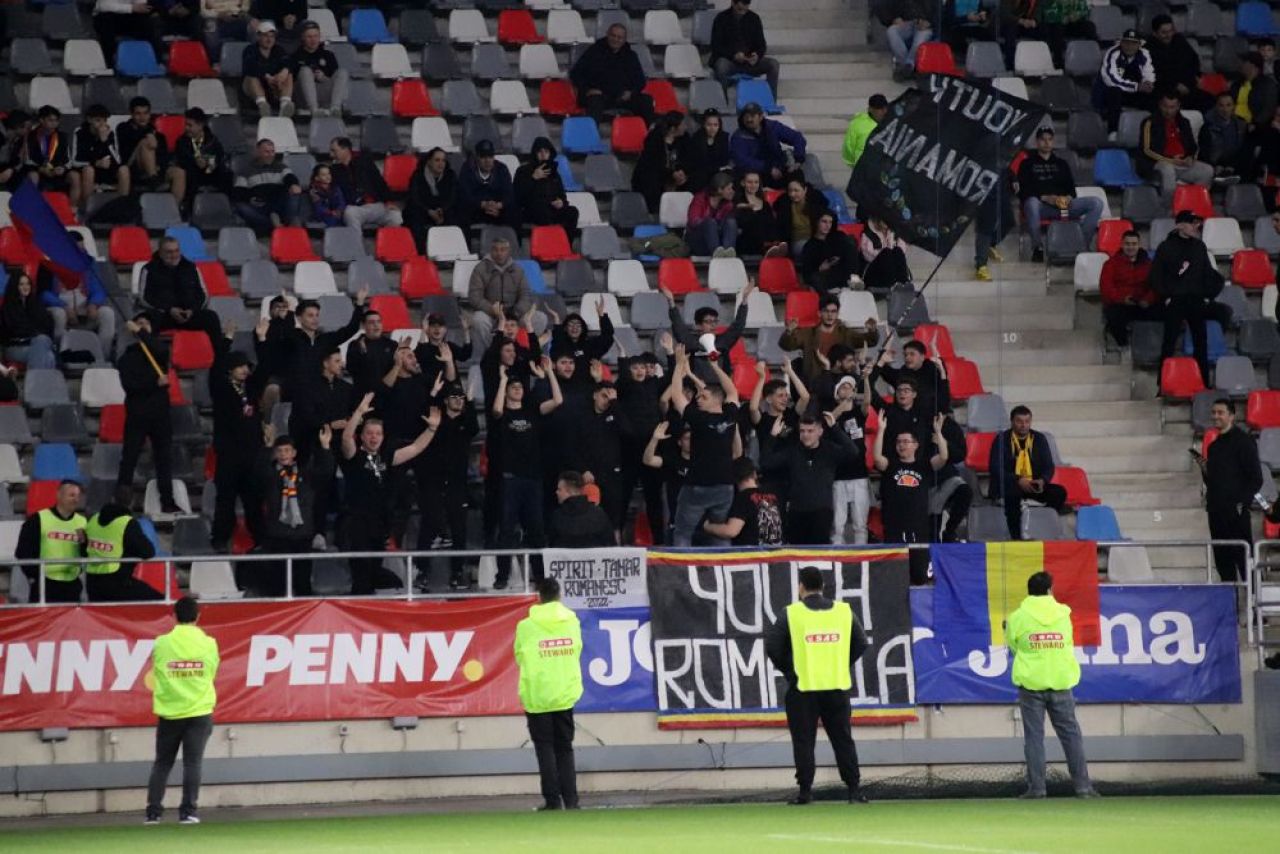 Aproape 80% dintre spectatorii prezenți la meciul cu România U21 - Portugalia U21 au fost copii!_6