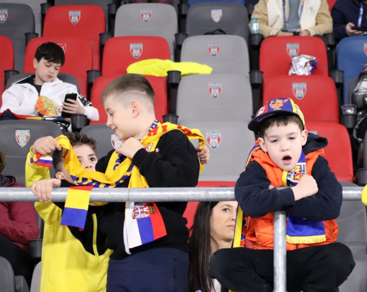 Aproape 80% dintre spectatorii prezenți la meciul cu România U21 - Portugalia U21 au fost copii!_20