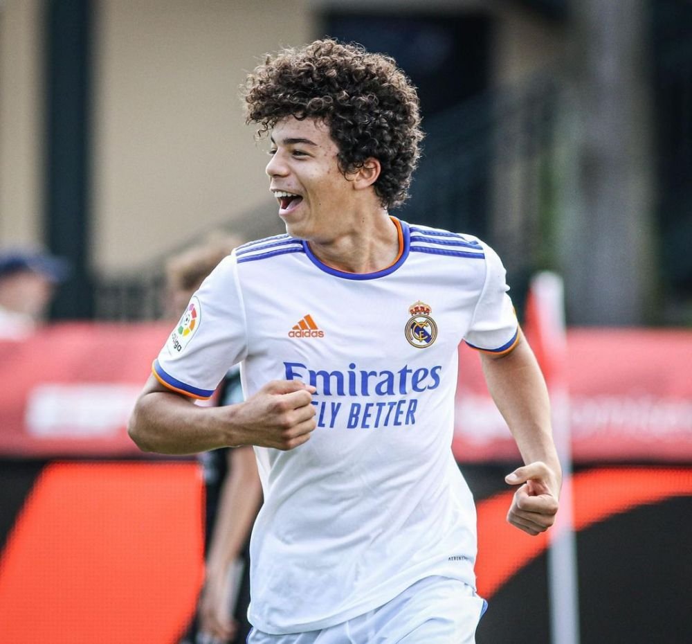 Real Madrid are viitorul asigurat! Băiatul unui fost star al galacticilor face show la juniori: a marcat patru goluri în ultimul meci_8