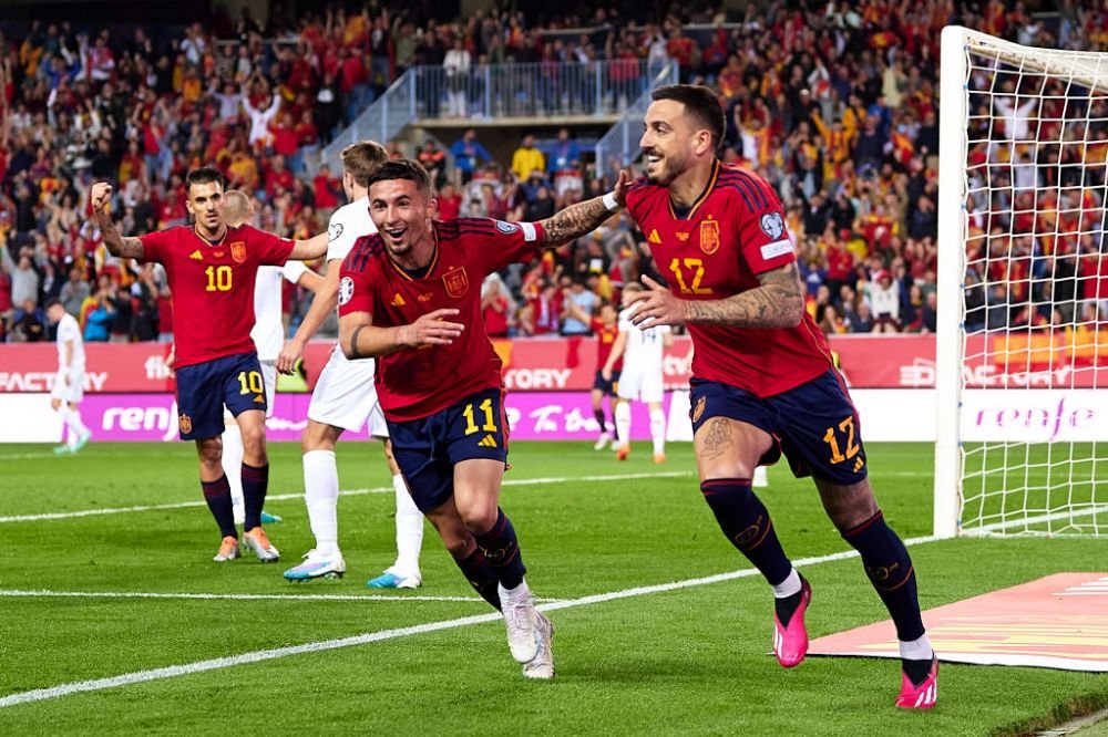 Fabulos! A debutat la 32 de ani în naționala Spaniei și a reușit o 'dublă' la patru minute de la intrarea în teren: „Mă simt ca la 18 ani!” _10