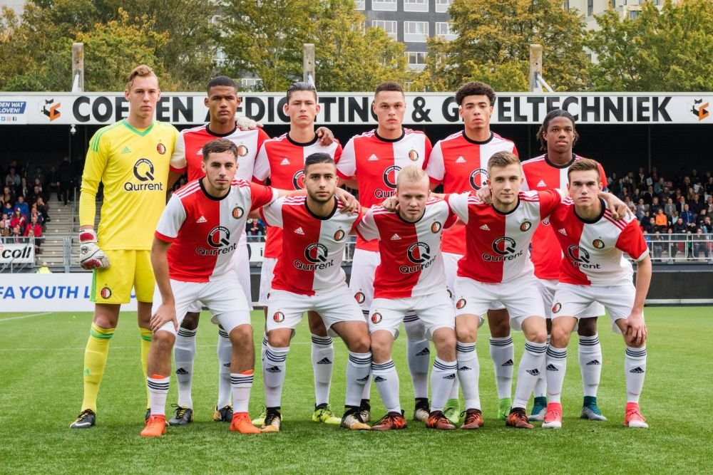 Ce cadou a primit antrenorul Liviu Ciobotariu de ziua lui: un campion al Olandei cu Feyenoord la FC Voluntari!_6