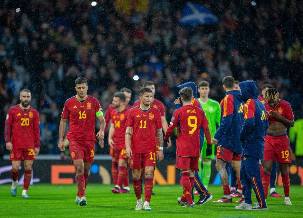 „Scoția distruge revoluția!” Noua Spanie, fără jucători de la Barcelona în primul 11, criticată dur acasă_5