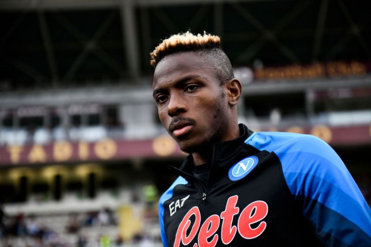 Trei granzi se luptă pentru semnătura lui Victor Osimhen. Cât trebuie să plătească pentru starul lui Napoli_3