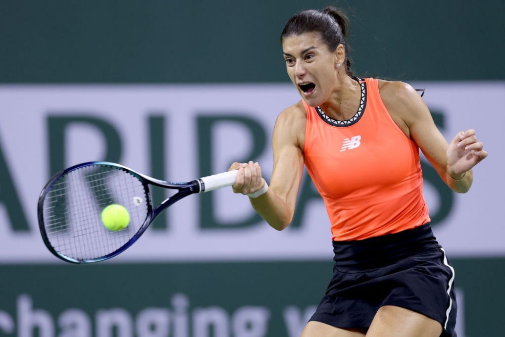 Regretul unei șanse ratate: Sorana Cîrstea ratează două mingi de set și pierde dureros semifinala cu Petra Kvitova_8