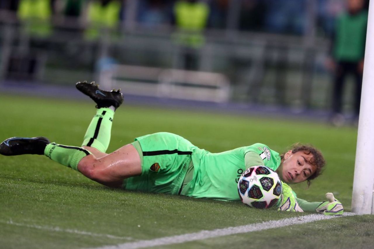 Câte goluri a încasat de la FC Barcelona portarul român de la AS Roma în returul din sferturile Champions League_6
