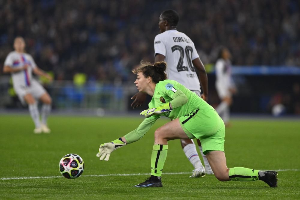 Câte goluri a încasat de la FC Barcelona portarul român de la AS Roma în returul din sferturile Champions League_17