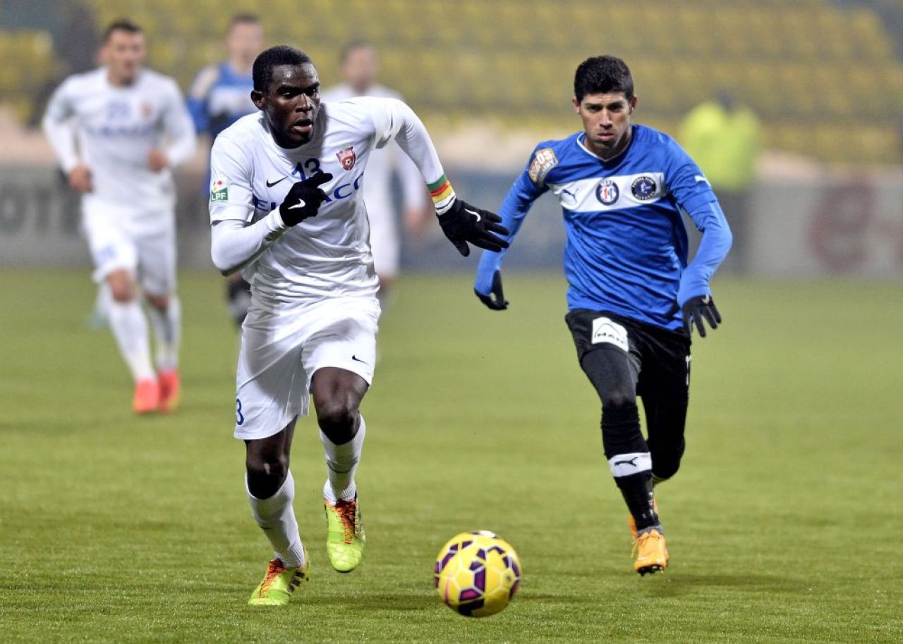 Unde s-a transferat Michael Ngadeu, fotbalistul lui FC Botoșani dorit de FCSB și devenit campion al Africii. ”A primit o ofertă de nerefuzat”_3