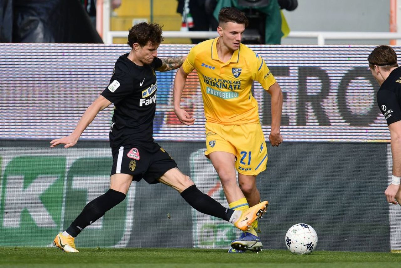 ”Regizor” român pentru Lazio în Champions League! Fotbalistul cu 6 minute în tricoul naționalei este dorit de echipa de pe locul 2 din Serie A_51