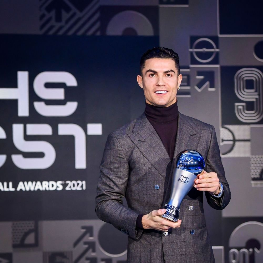 Așa arată 'nava spațială' de 10 milioane de euro a lui Cristiano Ronaldo! Există doar 10 astfel de mașini în lume, iar el o are pe cea cu numărul 7 _25
