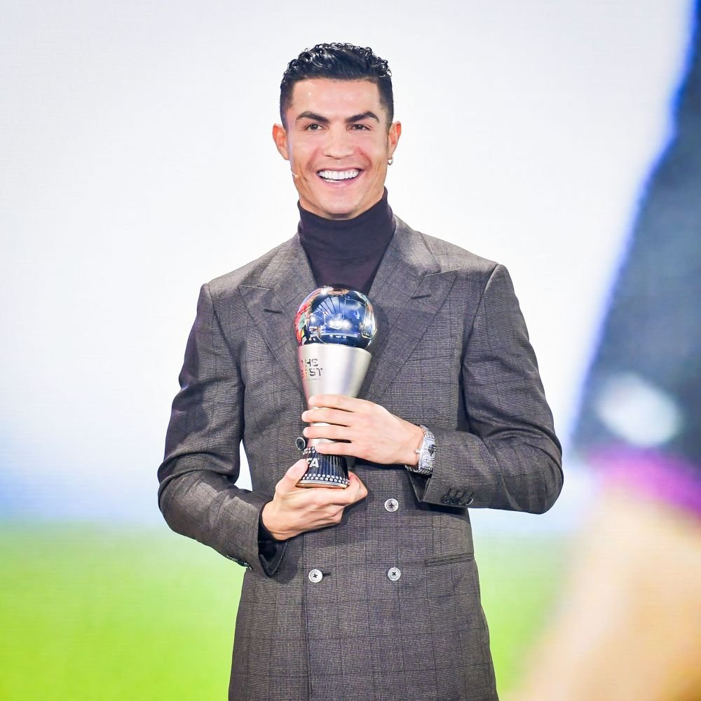 Așa arată 'nava spațială' de 10 milioane de euro a lui Cristiano Ronaldo! Există doar 10 astfel de mașini în lume, iar el o are pe cea cu numărul 7 _26