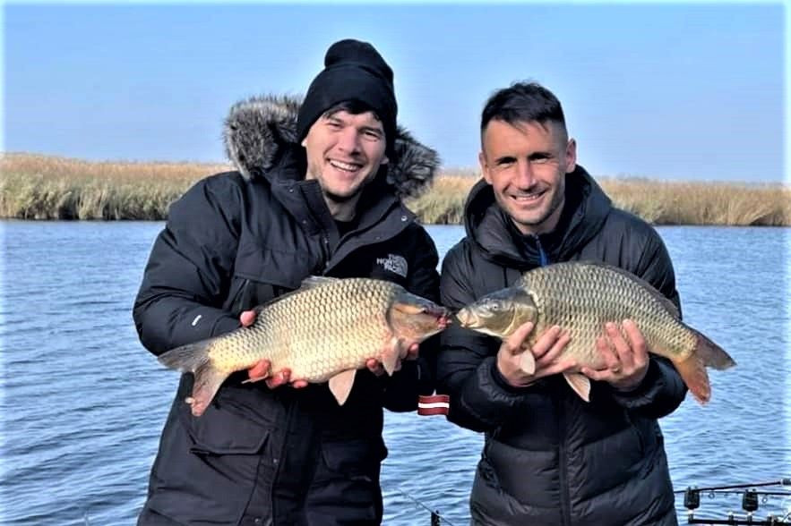 Povești pescărești din Giulești. Cel mai bun pescar e Cristi Săpunaru, el e cel mai priceput