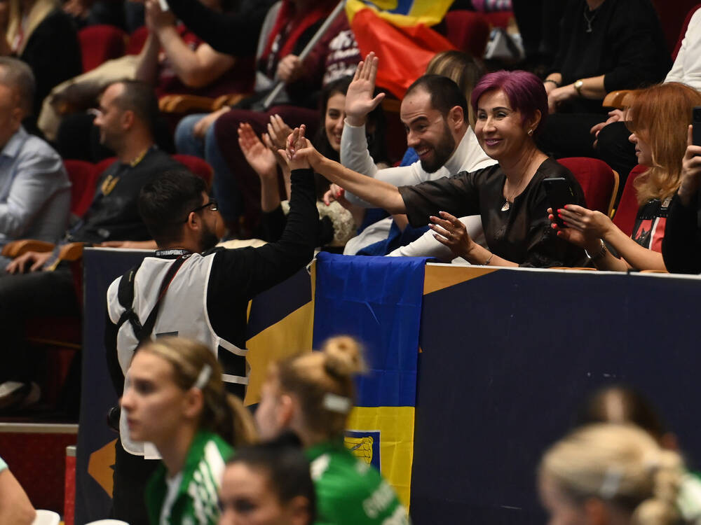 Sold-out istoric pentru Rapid - Vipers, în sferturile Ligii Campionilor la handbal feminin_6