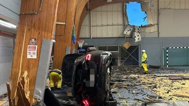 Accident teribil &icirc;n Belgia! Un coleg al lui Valentin Cojocaru a intrat cu mașina &icirc;ntr-o sală de sport