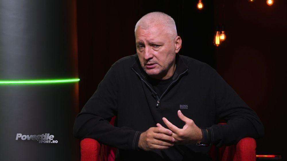 Sânziana e voleibalistă, Vlad e fotbalist. Cum trăiește tatăl, Florin Motroc, meciurile copiilor. 