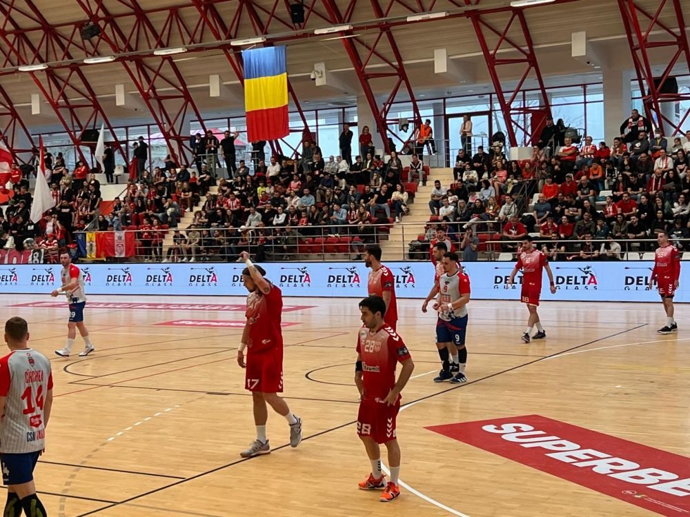 Dinamo - Vaslui 39-29. Fiesta în Ștefan cel Mare FOTO + VIDEO. Echipa lui Xavi Pascual, matematic campioană în Liga Zimbrilor_11