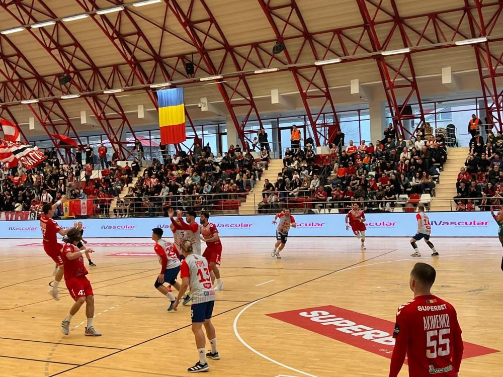 Dinamo - Vaslui 39-29. Fiesta în Ștefan cel Mare FOTO + VIDEO. Echipa lui Xavi Pascual, matematic campioană în Liga Zimbrilor_14