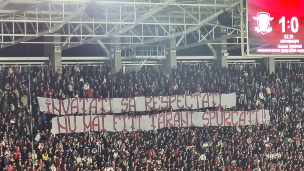 Fanii Rapidului nu au uitat că Farul i-a lăsat în afara stadionului: ”Bună seara, lume bună!”_2