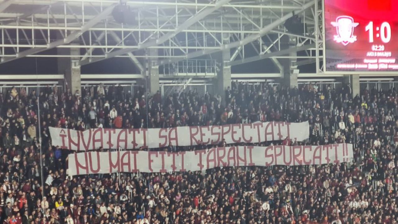 Fanii Rapidului nu au uitat că Farul i-a lăsat în afara stadionului: ”Bună seara, lume bună!”_2