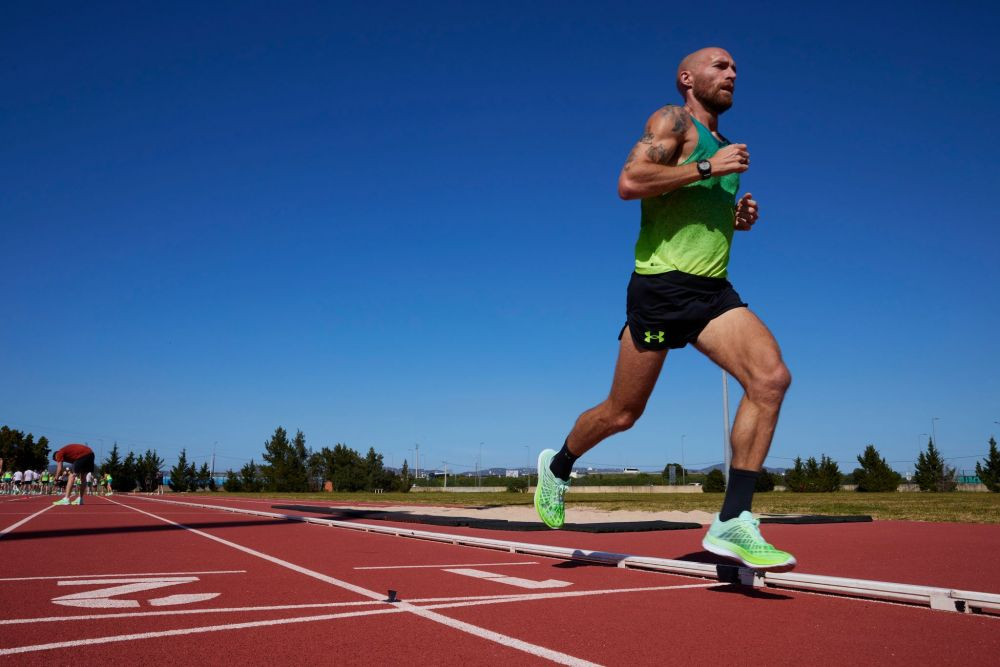 Flow Velociti Elite - primul pantof de competiție Under Armour (P)_20