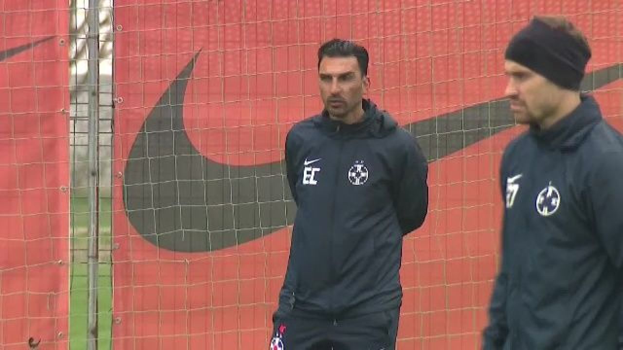Imagini de la antrenamentul lui FCSB. Charalambous, cu aplauzele, iar Pintilii cu fluierul_3