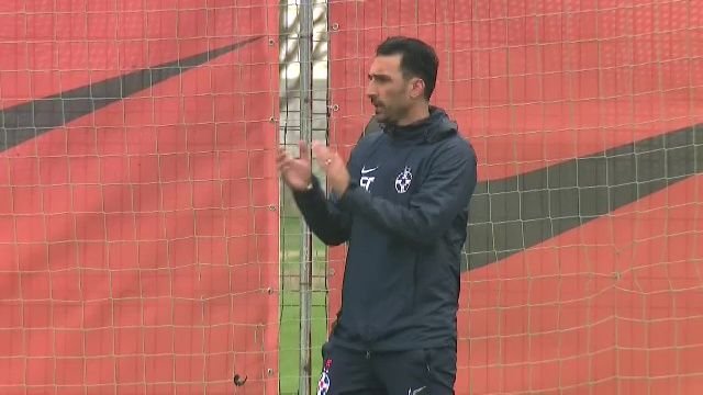 Imagini de la antrenamentul lui FCSB. Charalambous, cu aplauzele, iar Pintilii cu fluierul_4
