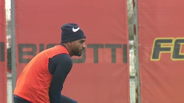 Imagini de la antrenamentul lui FCSB. Charalambous, cu aplauzele, iar Pintilii cu fluierul_10