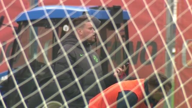 Imagini de la antrenamentul lui FCSB. Charalambous, cu aplauzele, iar Pintilii cu fluierul_14