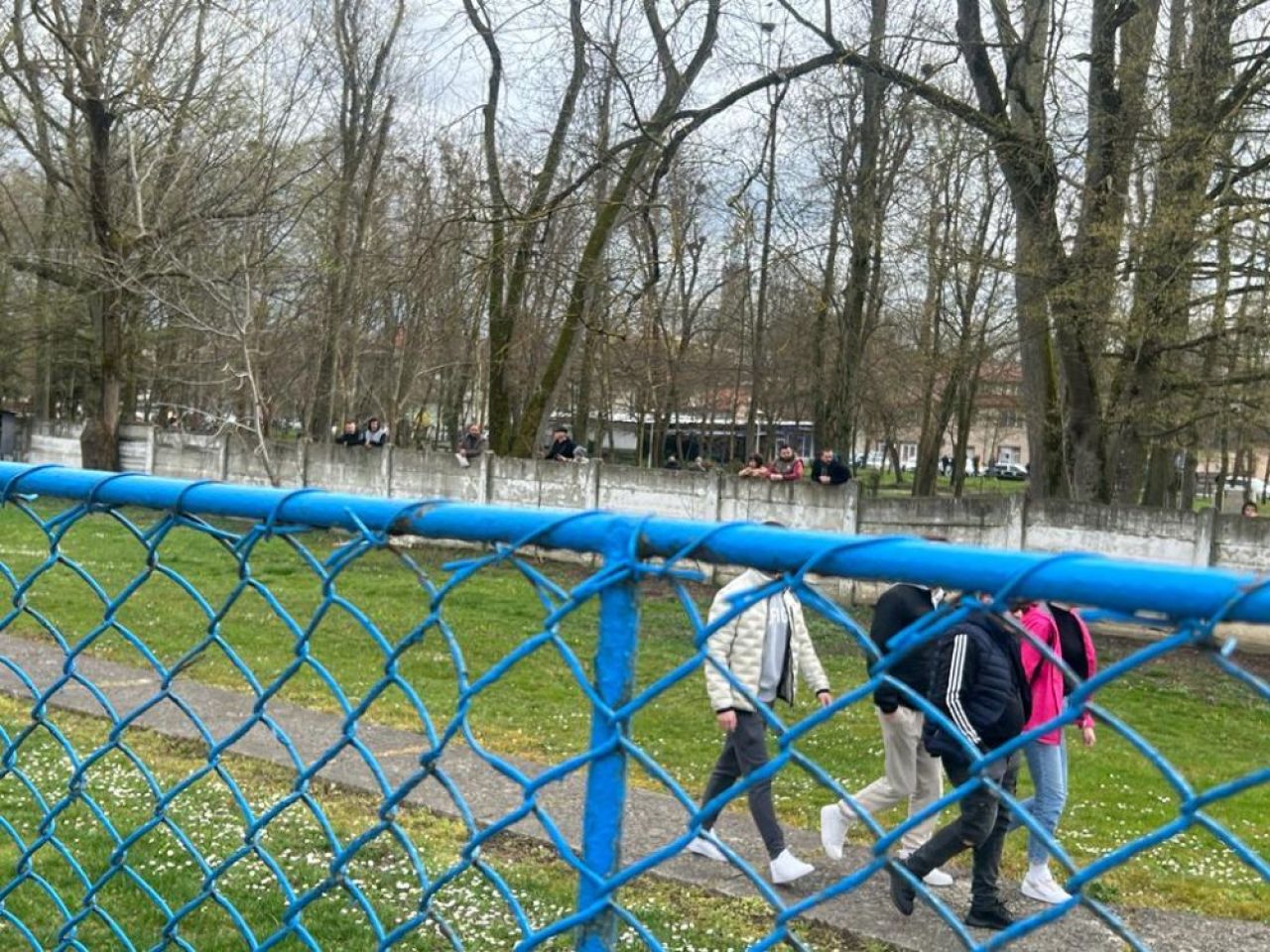 Cele mai tari imagini de la Unirea Dej - Dinamo. Ce au făcut fanii care nu au prins bilet_6