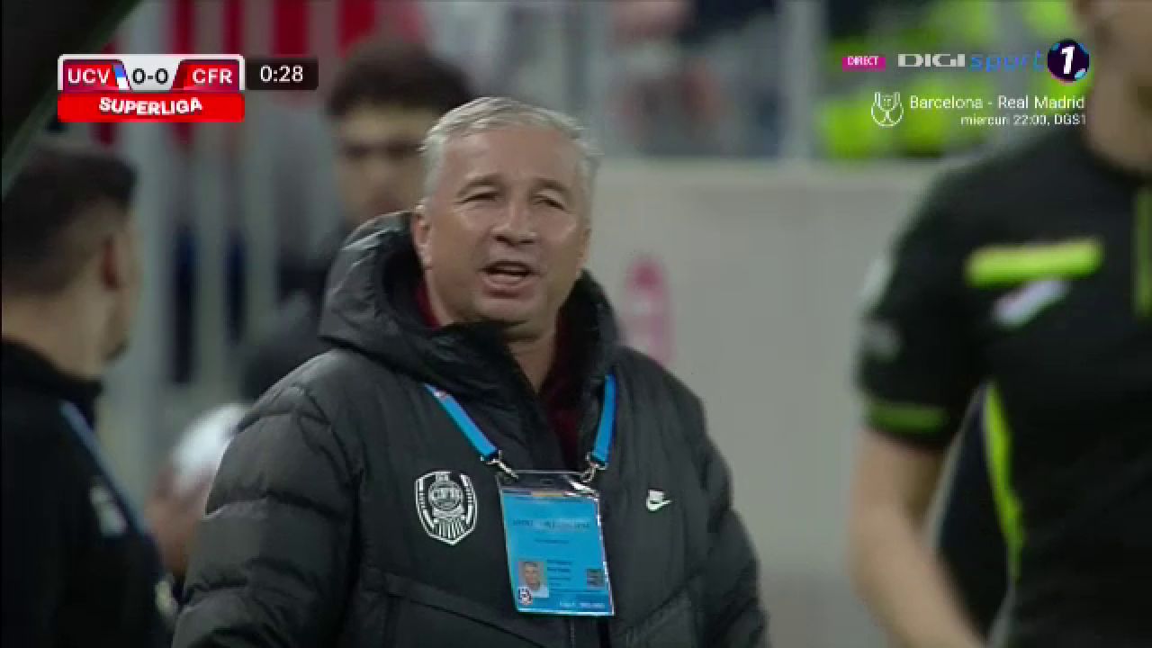 Nemulțumit din secunda 20! Faza care l-a făcut pe Dan Petrescu să se îndrepte către arbitrul asistent: ”Nu ți-e rușine?”_1