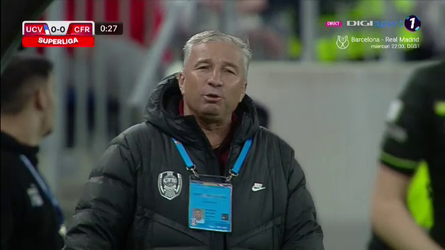 Nemulțumit din secunda 20! Faza care l-a făcut pe Dan Petrescu să se îndrepte către arbitrul asistent: ”Nu ți-e rușine?”_4