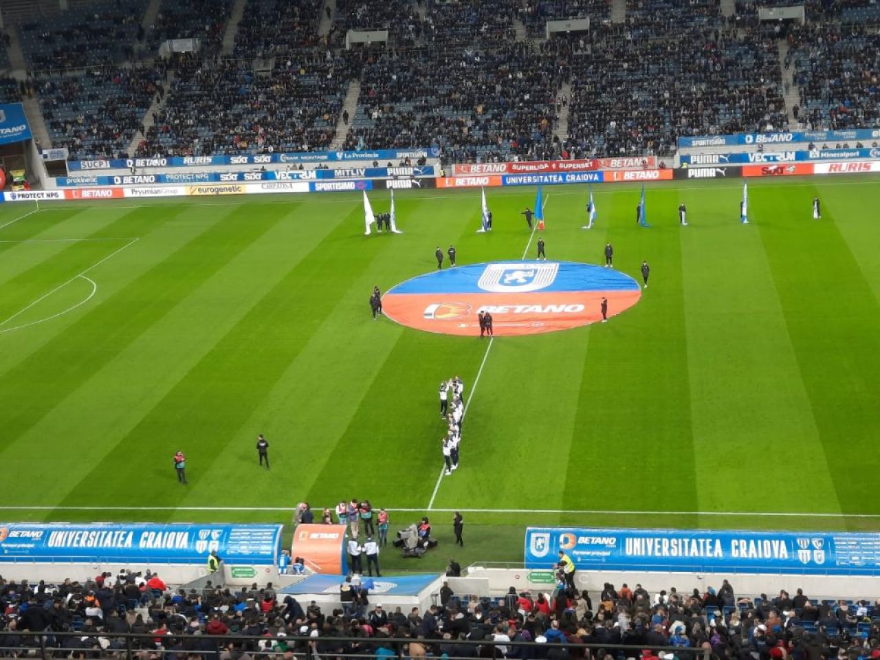 Direct în top! Câți fani au asistat la Universitatea Craiova - CFR Cluj + meciul care deține recordul de asistență_3
