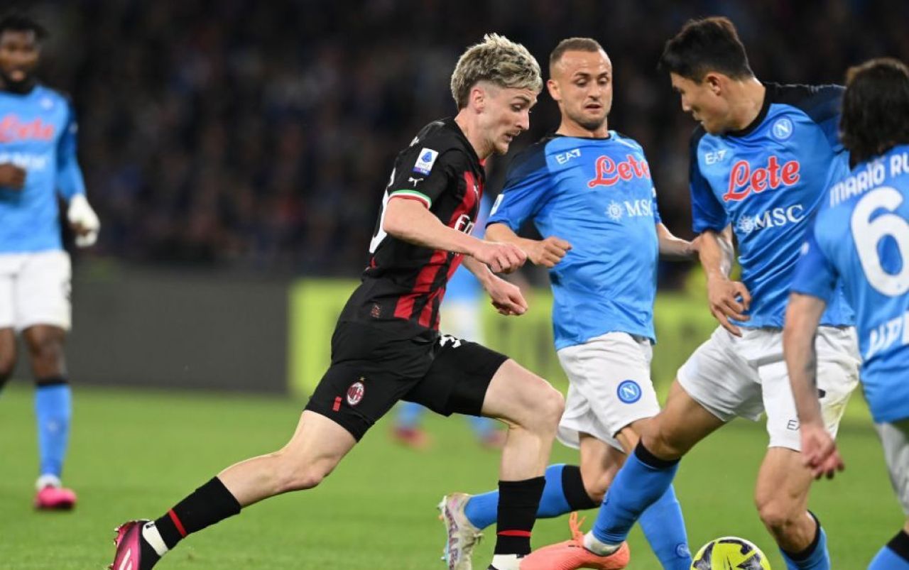 Greu fără Osimhen! Napoli, 'distrusă' de AC Milan pe teren propriu! Echipa lui Pioli trece peste Inter _4