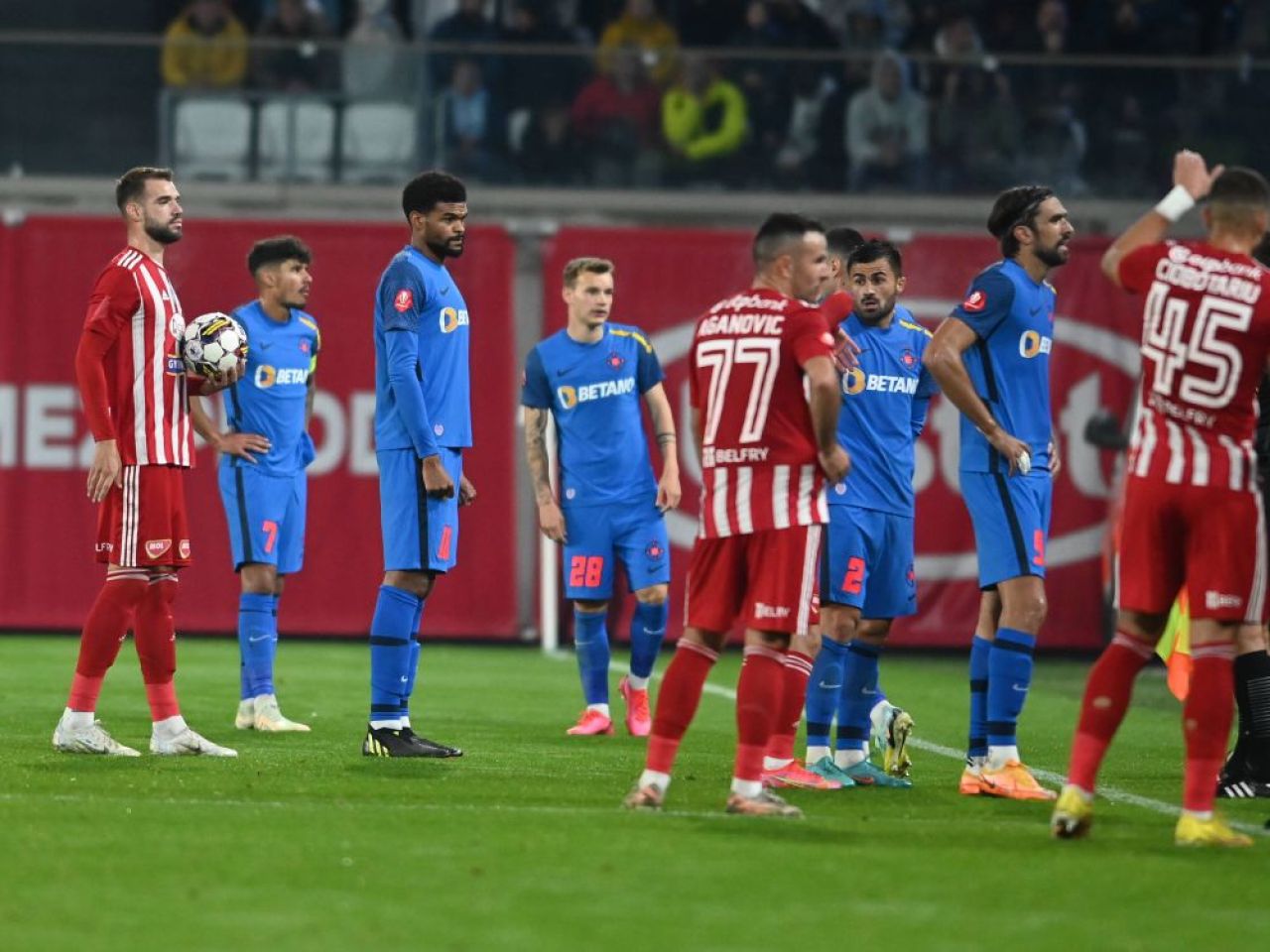 Sepsi - FCSB 1-2 | Se încinge lupta la titlu! Golul lui Coman îi aduce pe roș-albaștri la trei puncte de lider _1