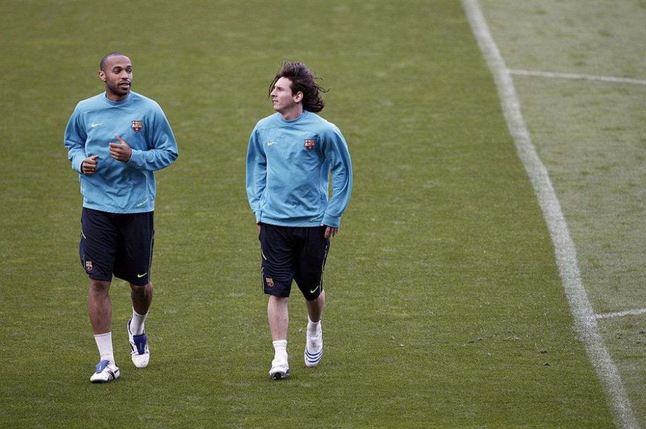 Thierry Henry vrea ca Messi să plece de la PSG: „Este rușinos!” _3