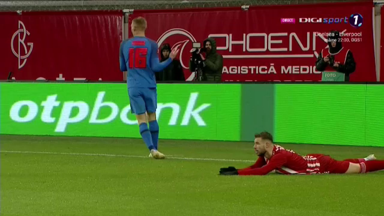 Jucătorii lui Sepsi au sărit la gâtul lui Sebastian Colțescu! Decizia luată în favoarea FCSB-ului i-a scos din minți_7