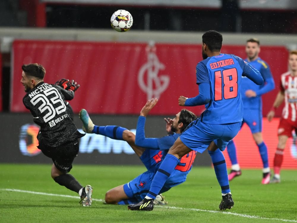 „Mentalitatea clubului e câștigătoare!” Concluziile lui Elias Charalambous după debutul cu victorie la FCSB: „M-au criticat de ce?”_3