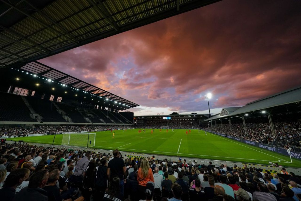 Încă o lovitură pentru fanii lui Chelsea. Echipa ar putea juca timp de patru ani pe stadionul unei rivale din Londra_1