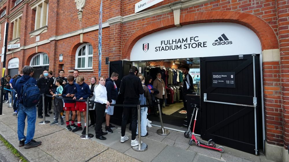 Încă o lovitură pentru fanii lui Chelsea. Echipa ar putea juca timp de patru ani pe stadionul unei rivale din Londra_2